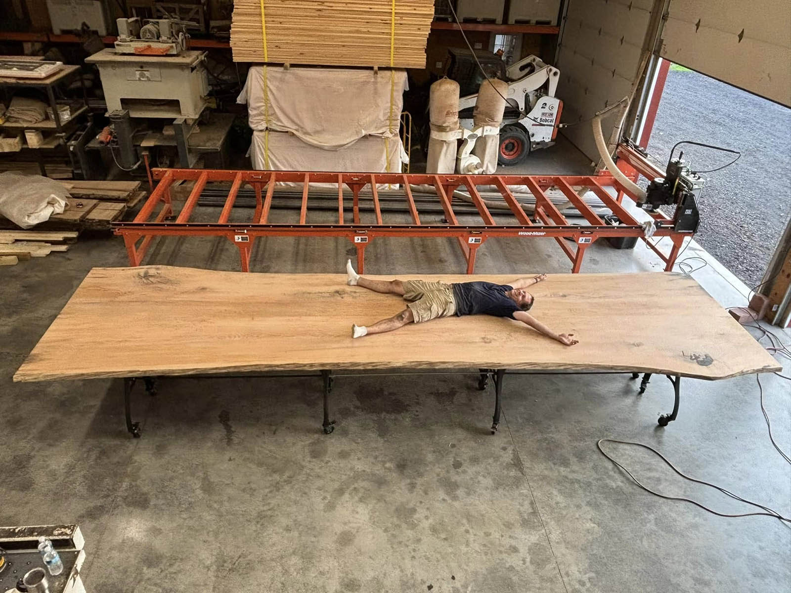 wide table