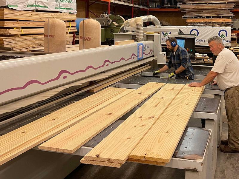pine-decking-job 7562
